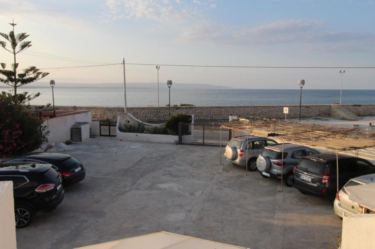 Seahorse In Marzamemi, Una Terrazza Sul Mare Apartment Luaran gambar